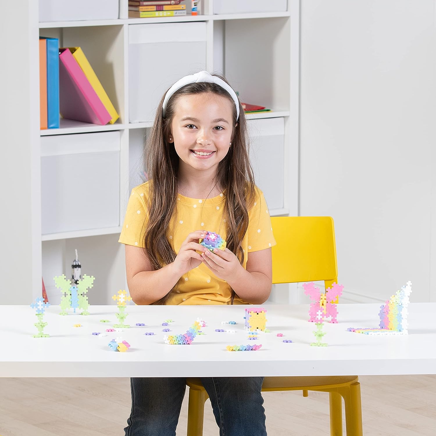 Plus Plus – Open Play Tube – 240 Piece Pastel Color Mix – Construction Building STEM | STEAM Toy, Interlocking Mini Puzzle Blocks for Kids